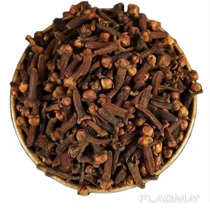Cloves spices