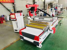 CNC Router with Automatic tool changer