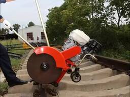 Internal Combustion Abrasive Rail cutting machine for railway maintenance work