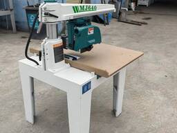 Radial arm saw